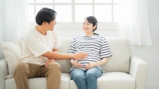 妊婦さんの中には着床前診断について聞いたことがある人もいるのではないでしょうか？この記事では着床前診断の特徴やメリット、検査を受けるための条件について紹介します。